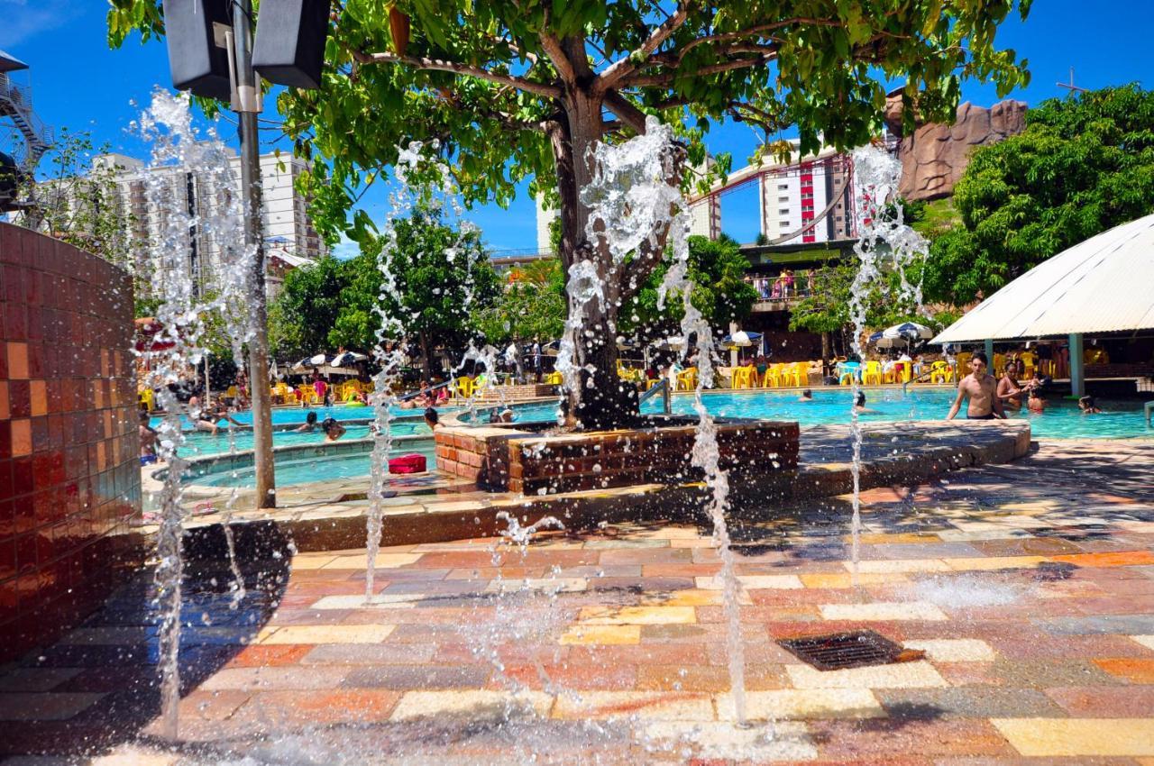 Caldas Novas Imperio Romano Com 1 Dia No Acqua Park Exterior foto